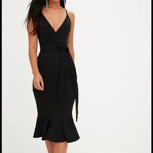 Pretty Little Thing Black Midi Dress